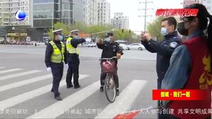 我市新增交警創(chuàng)城“示范崗“ 持續(xù)集中整治交通違法行為